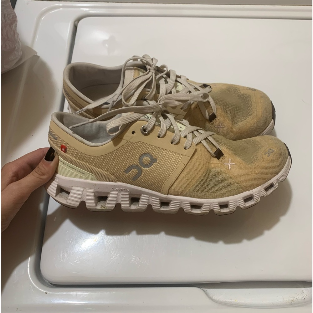 On Cloud Tennis Shoes